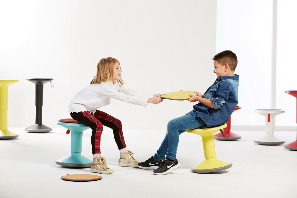 Up Junior Kids Hocker