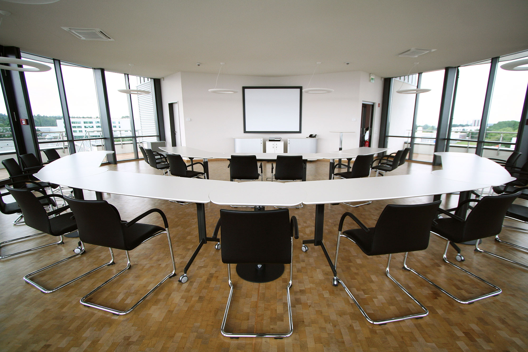 Drehtrainer Konferenzraum 3